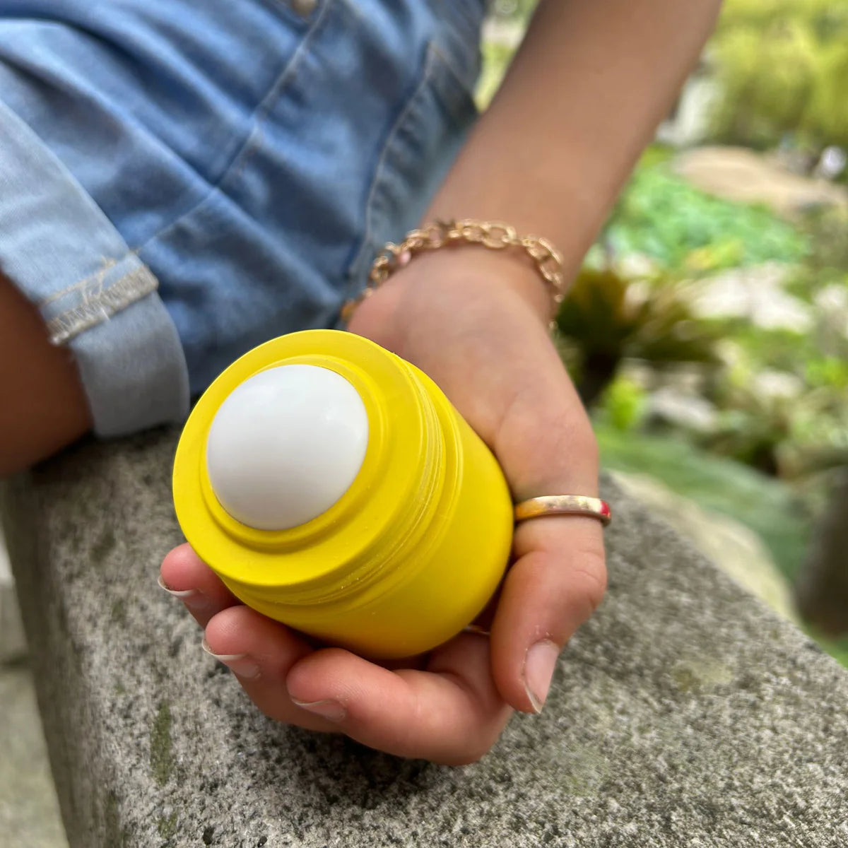 Sunshine Yellow Refillable Roll-on Applicator